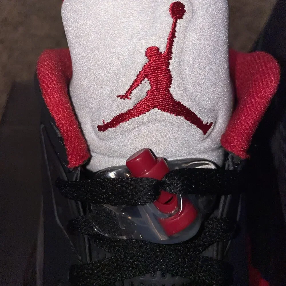 Size 10- Jordan 5 Retro Low Alternate 90 2016 NIB